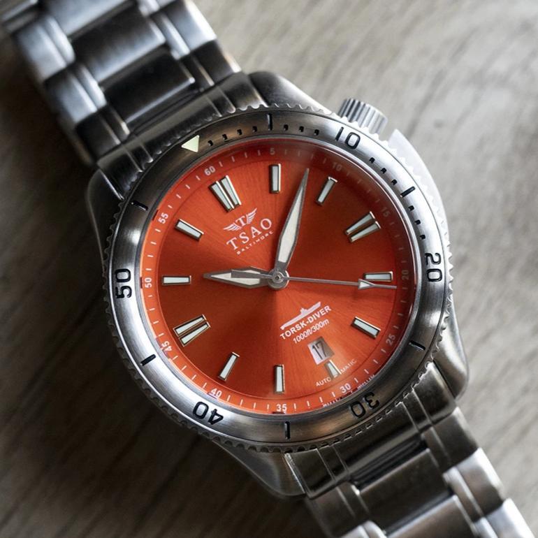 FTC フェリーチョトワコ STEEL TORSK-DIVER - CAMDEN ORANGE – Tsao Baltimore