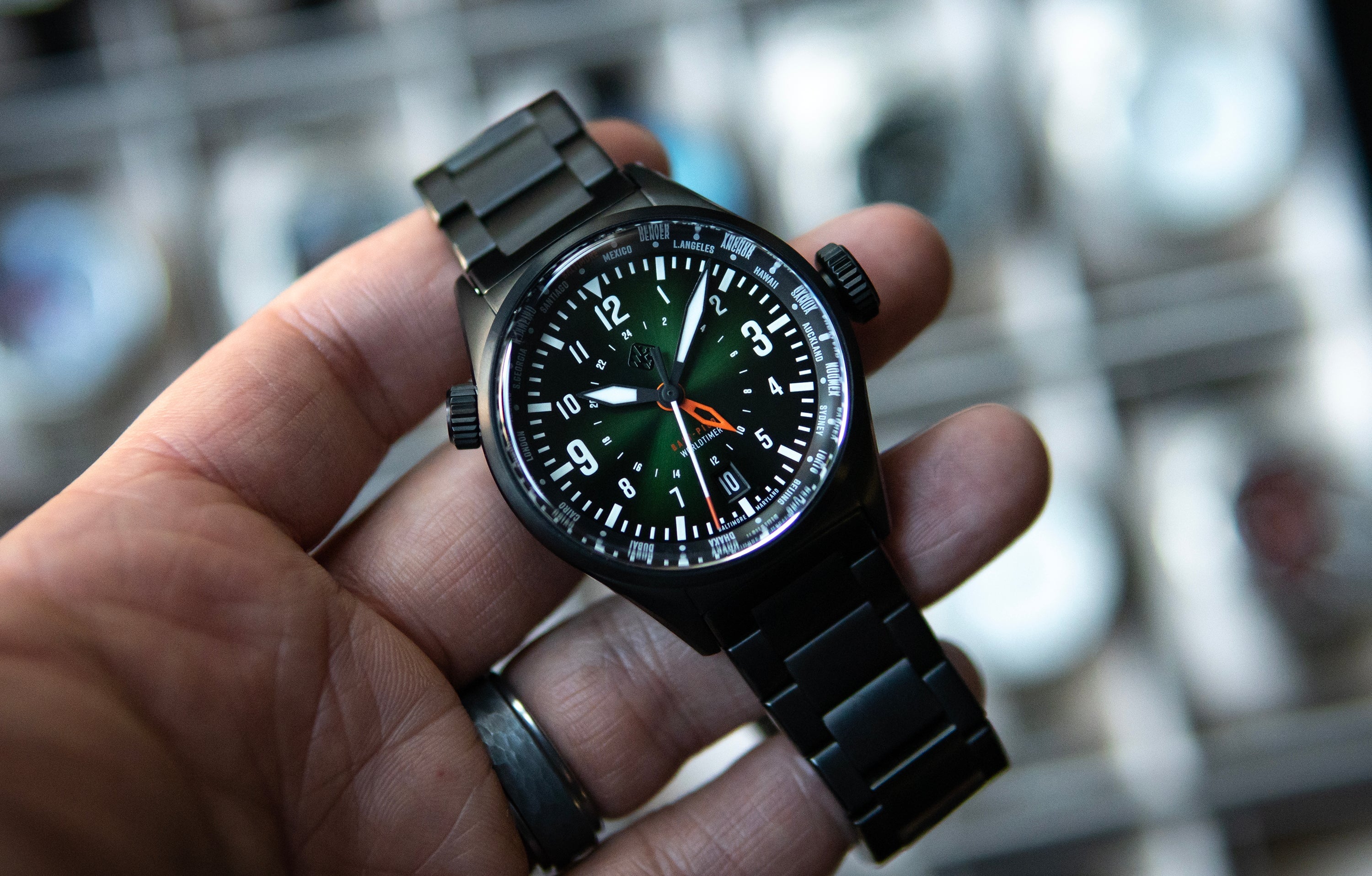 Balt-Pilot Worldtimer DLC Dark Emerald Watches Tsao Baltimore 