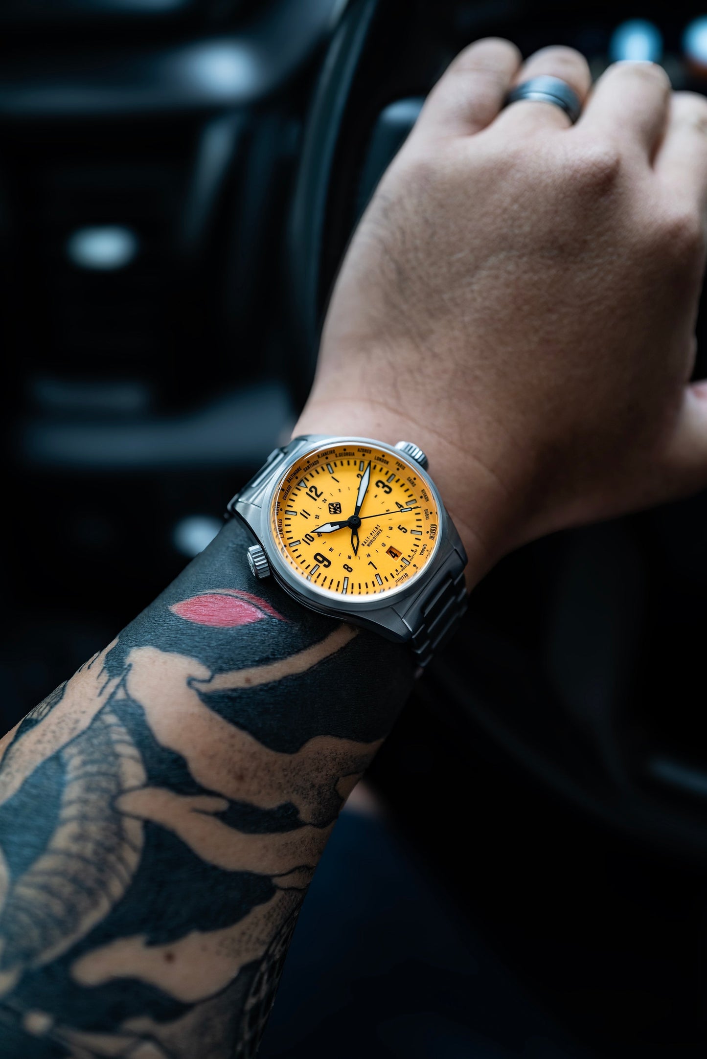 Balt-Pilot Worldtimer Solar Flare – Tsao Baltimore