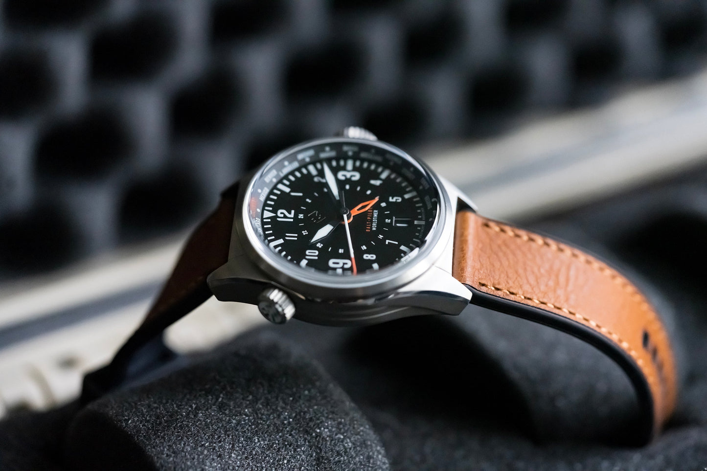 
                  
                    Hybrid Leather - Saddle Brown Watch Straps Tsao Baltimore 
                  
                
