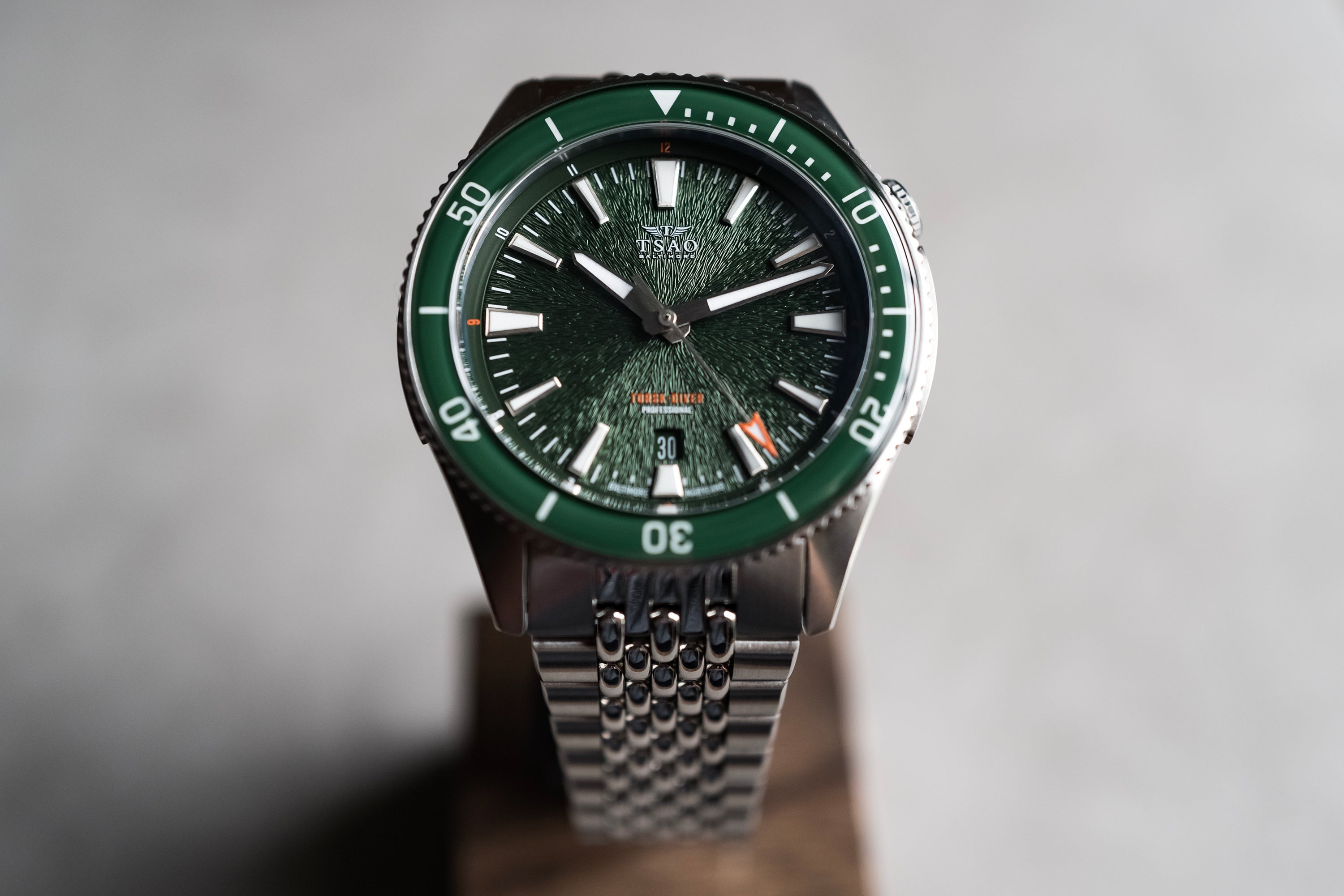 Steel Torsk-Diver Pro Emerald Green Tsao Baltimore 
