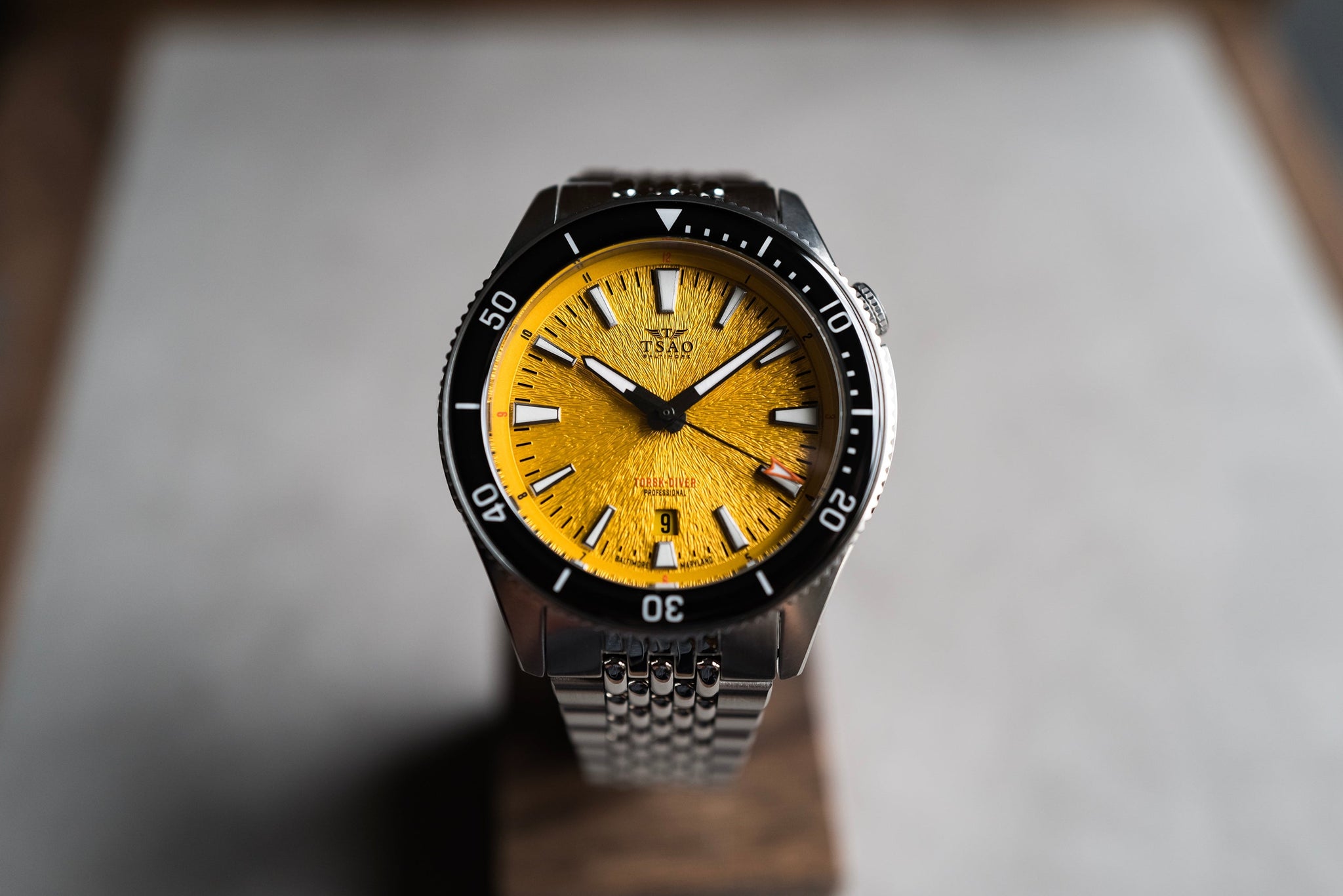 Steel Torsk-Diver Pro Golden Yellow Tsao Baltimore 